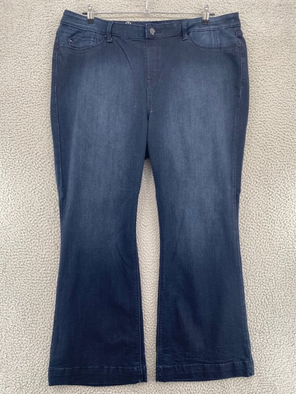 Hot In Hollywood Jeans Womens 2X Navy Silky Denim Flare Vital Stretch High Rise